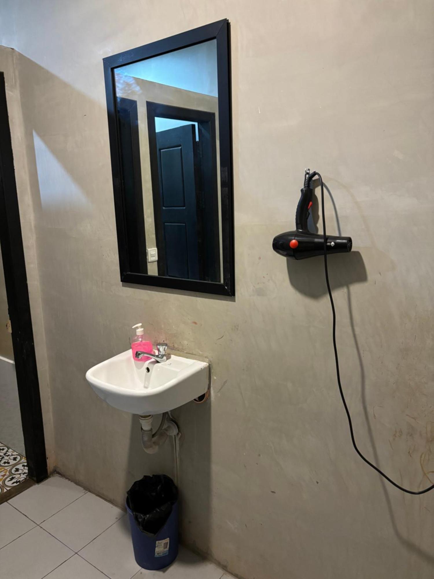 White Rabbit Hostel Siem Reap Exterior foto